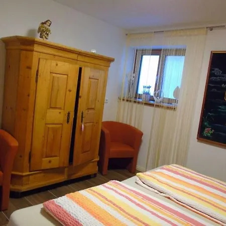 Rhoenblick Comfortable Holiday