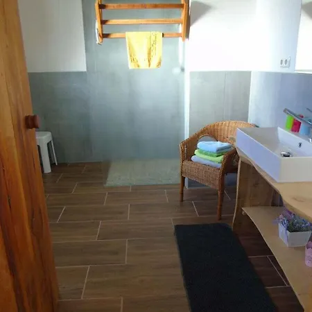 Rhoenblick Comfortable Holiday *